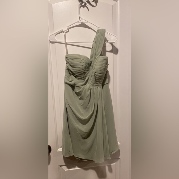 Bill Levkoff Sage Green Off Shoulder Bridesmaid Dress Size 4 - Picture 1 of 4